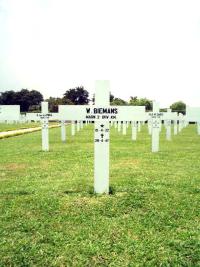 W. Biemans, graf (bron: Oorlogsgravenstichting)