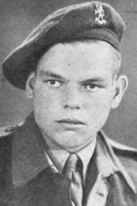 J.J. Blox (bron: Oorlogsgravenstichting)