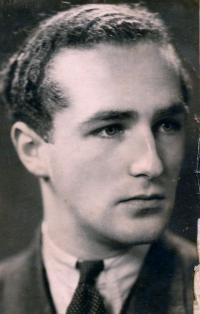 B.M. van de Mortel (bron: Oorlogsgravenstichting)