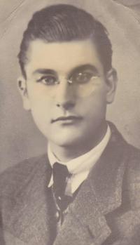 M.J. Ouborg (bron: Oorlogsgravenstichting)