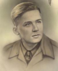 F. Reniers (bron: Oorlogsgravenstichting)