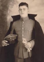 A.J. van de Donk (bron: Oorlogsgravenstichting)