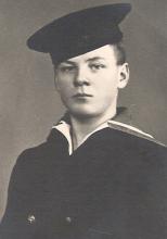 E. van Zon (bron: Oorlogsgravenstichting)